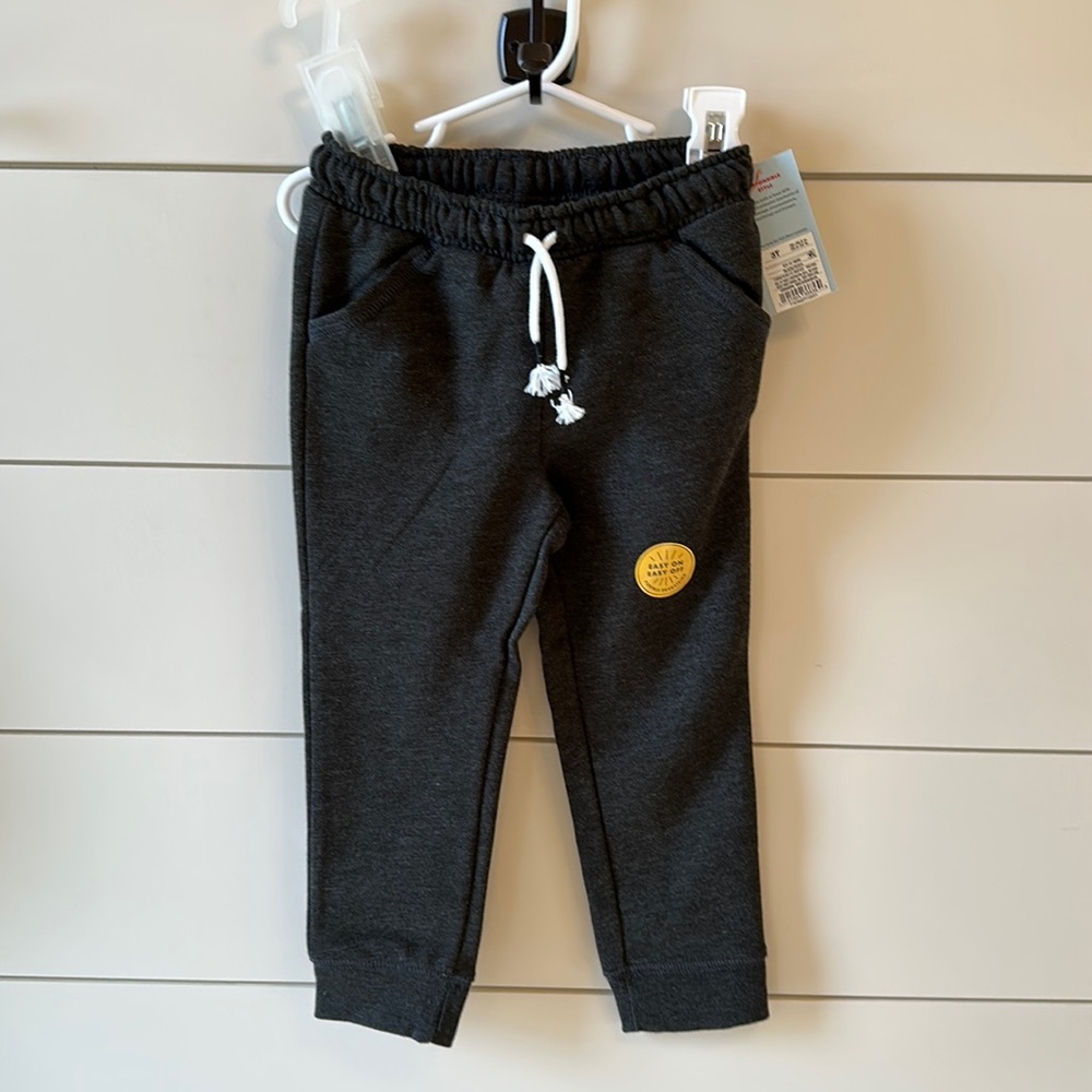 NWT Cat and Jack 3T fleece jogger sweatpants